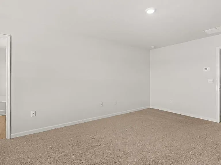210 Deerberry Dr — Photo 16