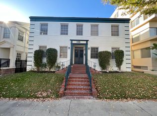 145 S Reeves Dr APT 202, Beverly Hills, CA 90212