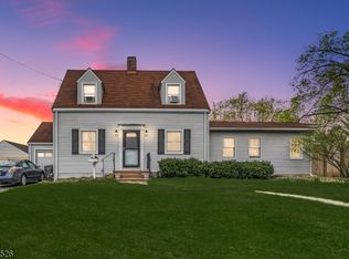 6 Elwood Ave, Flemington, NJ 08822