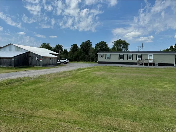 19331 Dutch Gap Rd, La Fargeville, NY 13656