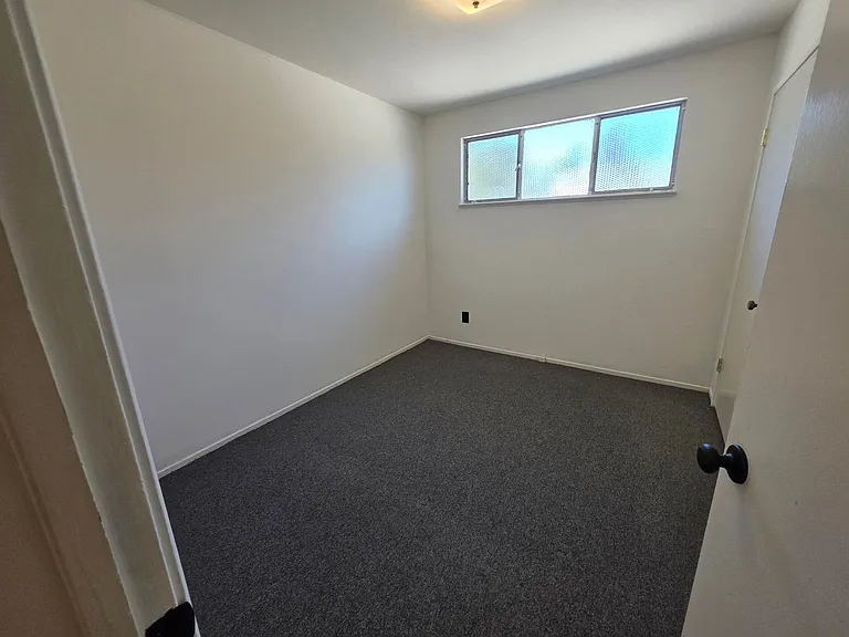 1640 Hearst Ave #F — Photo 9