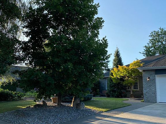 4th image of 4994 E Shoreline Dr