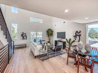 5623 N Strohm Ave, North Hollywood, CA 91601