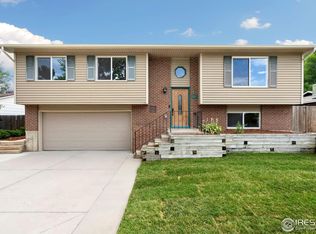 618 Parkview Mountain Dr, Windsor, CO 80550