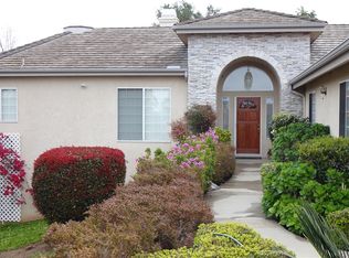 2212 Crest Hill Ln, Fallbrook, CA 92028