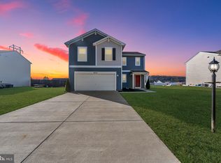 6121 Deborah Dr, Spring Grove, PA 17362