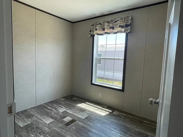1946 Wyoming Ave #203 — Photo 4
