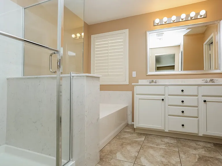9434 Blooming Grove Ave — Photo 11