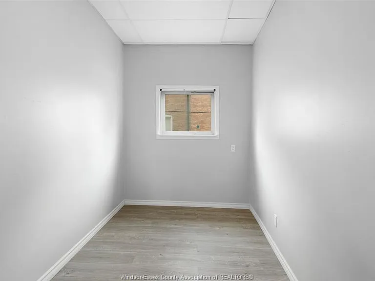 736 University Ave E #1 — Photo 7