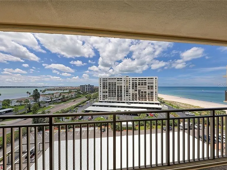 1430 Gulf Blvd #806 — Photo 3