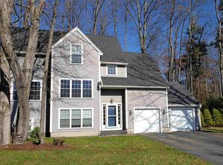 29 Alderwood Dr, Stratham, NH 03885