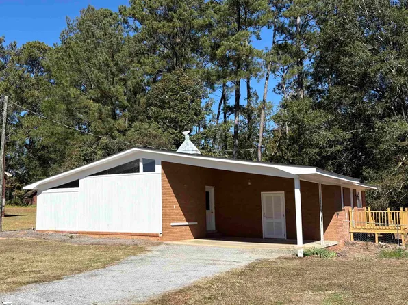 108 Northgate St, Greenwood, SC 29649