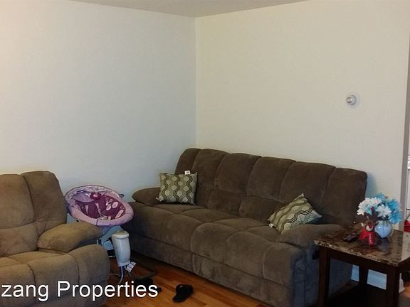 2nd image of 3592 Cresson St APT D3