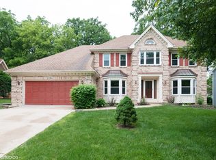 1384 Yorkshire Ln, Carol Stream, IL 60188