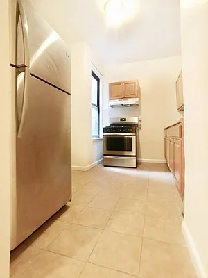 Rented by Bohemia Realty Group | media 2