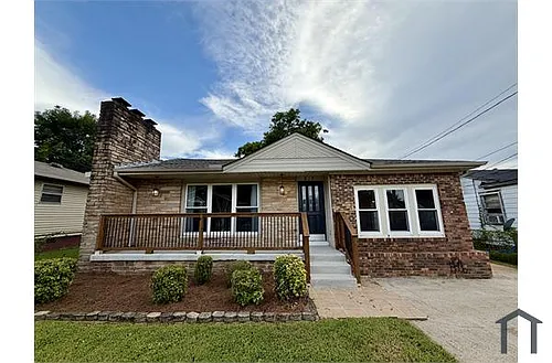 817 E 16th St Photo 1 817 E 16th St Photo 1