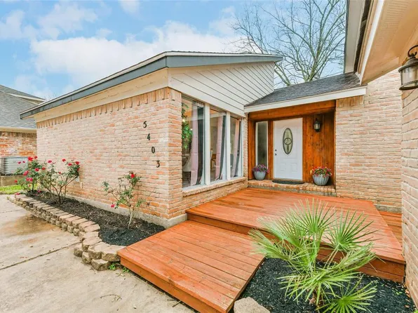 5403 Royal Pkwy, Friendswood, TX 77546