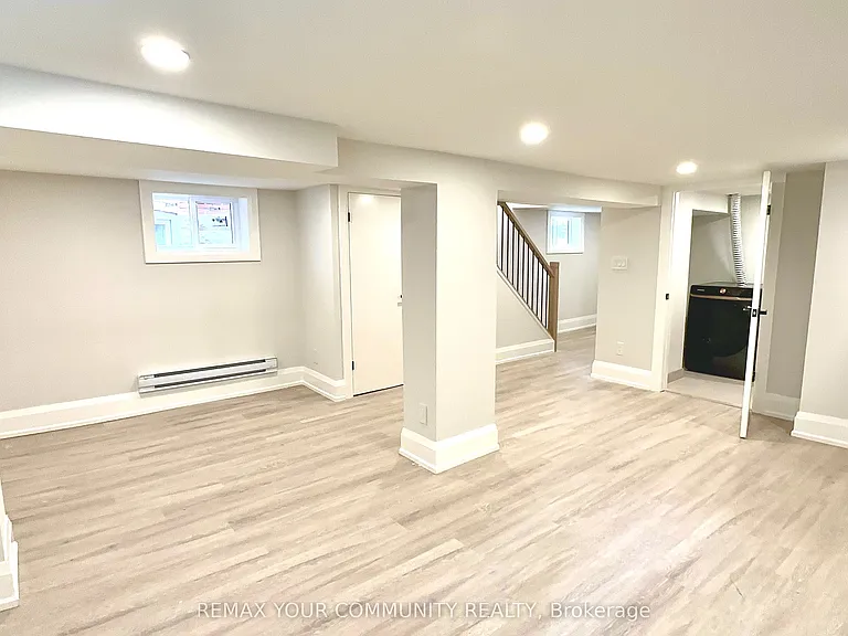 351 Fairlawn Ave — Photo 13