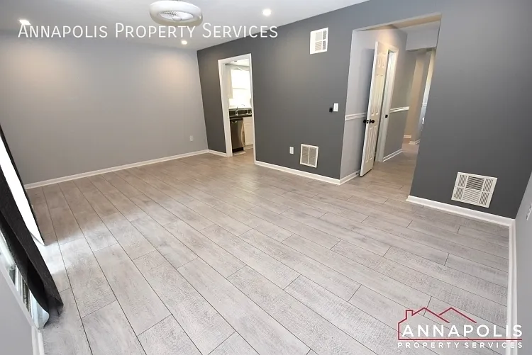 115 Conley Dr — Photo 5