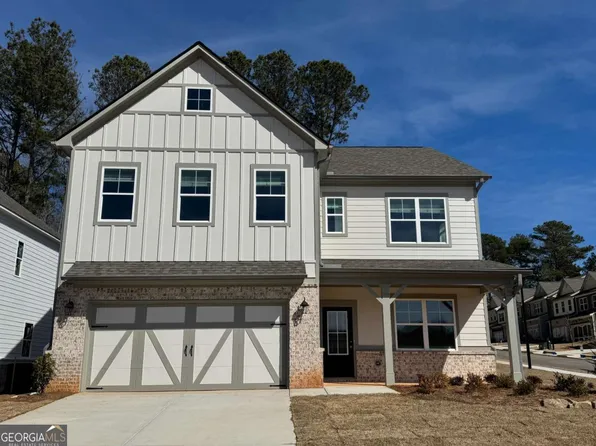 5587 Overview Dr, Flowery Branch, GA 30542