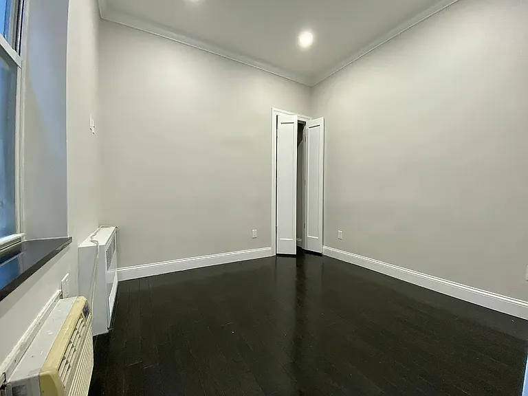 226 W 78th St #4B — Photo 4