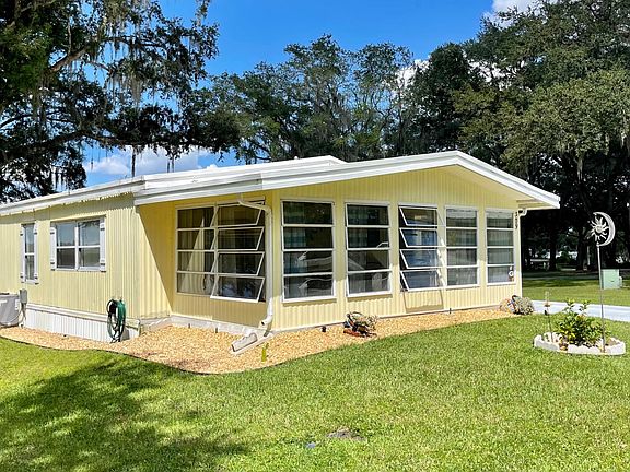 3rd image of 309 Dogwood Ln