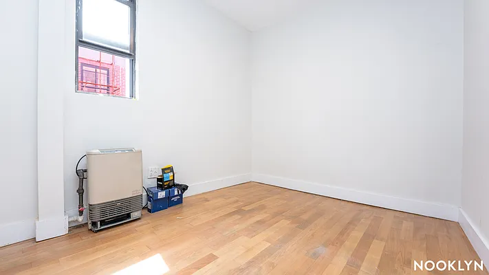 Rented by Nooklyn NYC LLC | media 24