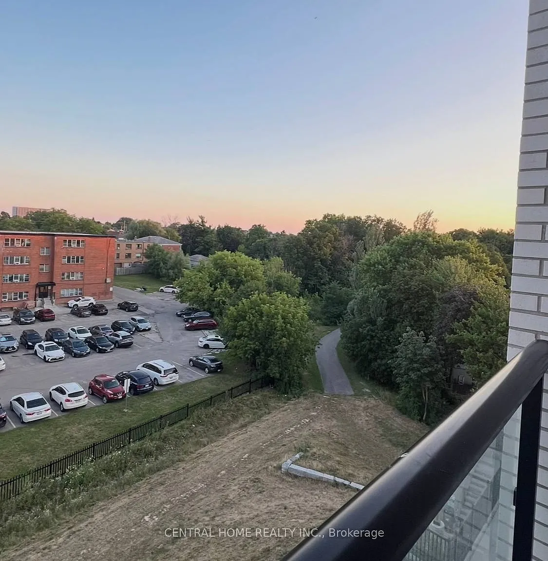2 bed, $2,350 — Photo 1