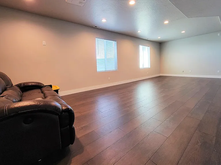 591 W Horizon Dr — Photo 12