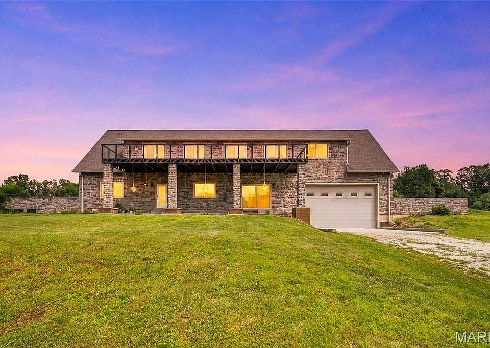 1st image of 24613 Shady Oak Pl