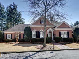 2101 Stephens Walk, Dunwoody, GA 30338
