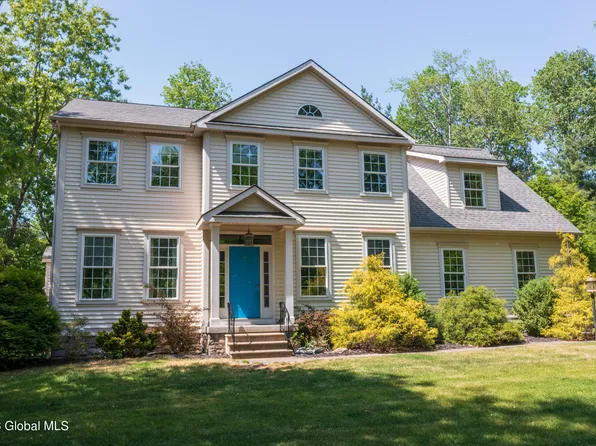 7 Bennington Loop, Saratoga Springs, NY 12866
