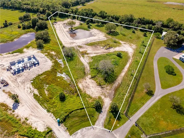 7355 Andrews Pl SW, Vero Beach, FL 32968