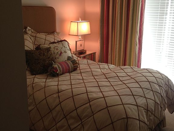 5th image of 689 Cindy Blair Way
