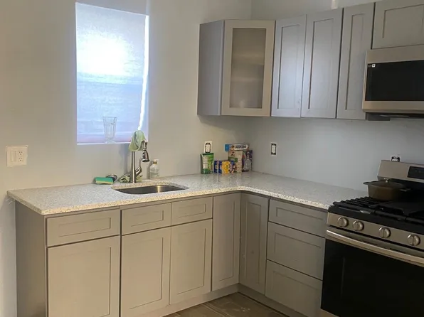 10 S 54th St, Philadelphia, PA 19139