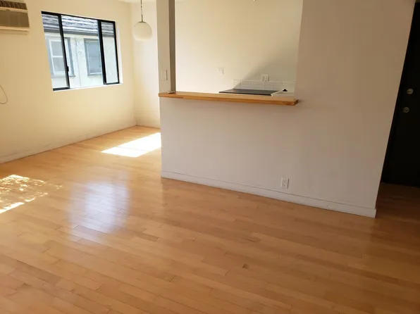 410 N Hayworth Ave, Los Angeles, CA 90048