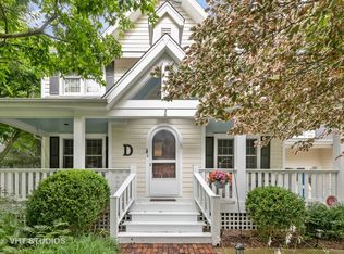 90 Maiden Ln, Dundee, IL 60118