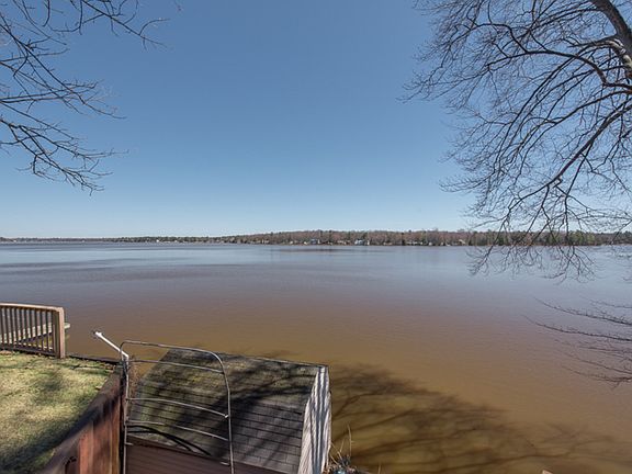 2nd image of 2742 N Peterson Dr