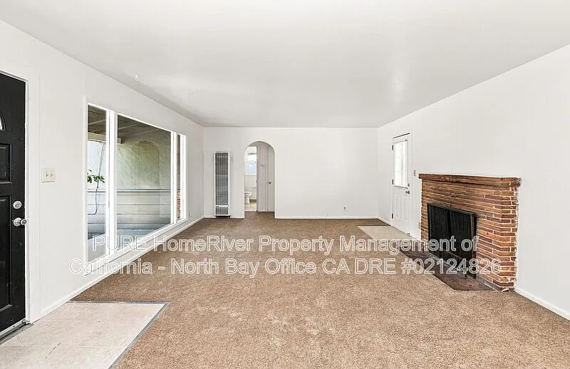 2 bed, 1.0 bath, 1006 sqft, $2,500 — Photo 4