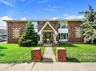 8200 S 84th Ave, Justice, IL