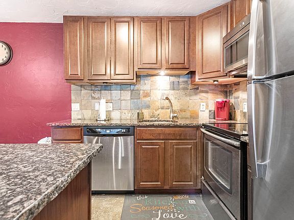 3rd image of 998 W Beaver Creek Blvd Suite B107