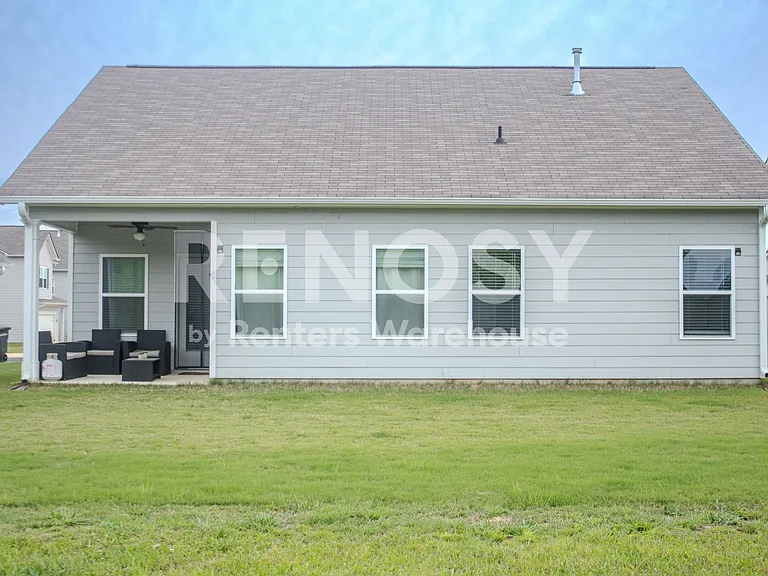 5023 Pintail Dr — Photo 2