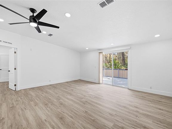 5th image of 10711 Wabayo St