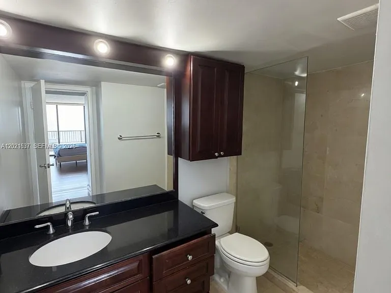 555 NE 15th St #16K — Photo 8