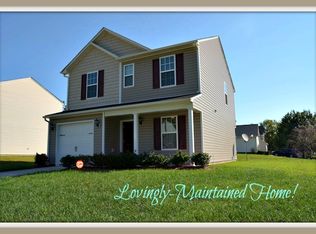 5617 Harrington Village Dr, Winston Salem, NC 27105