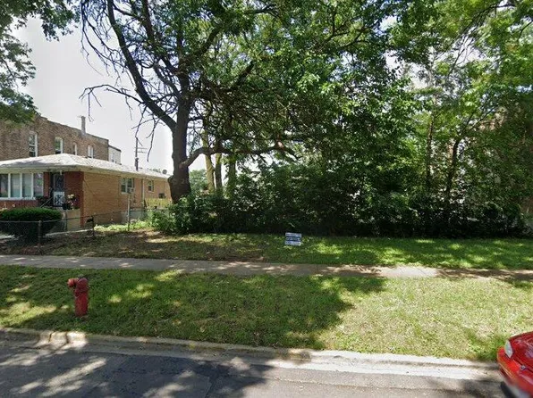 7424 S May St, Chicago, IL 60621