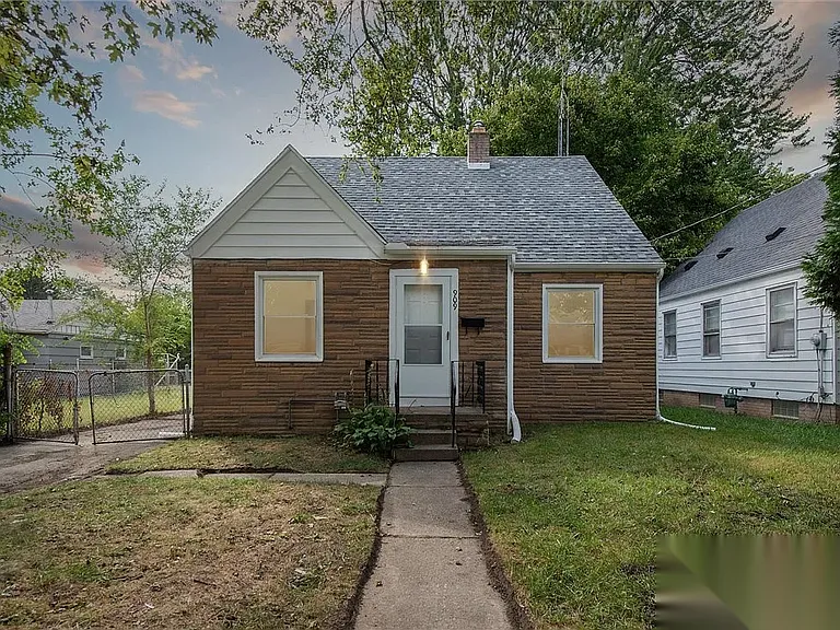 909 Turner Ave — Photo 22