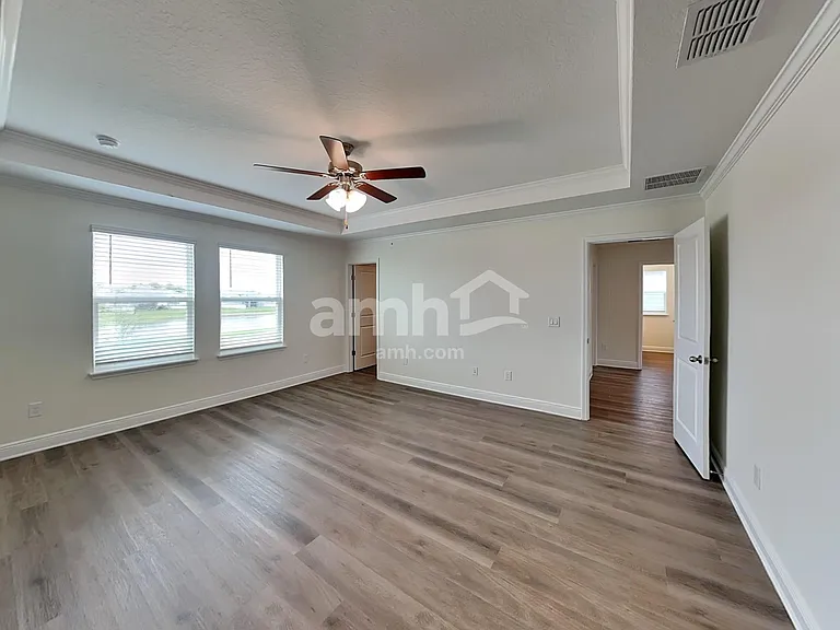 1045 Heavenly Dr — Photo 12