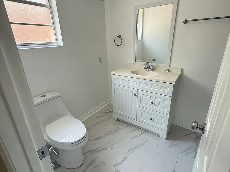 7801 Saint Charles Ave — Photo 19