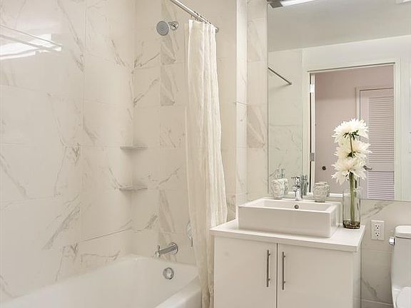 5th image of 180 Myrtle Ave APT 2K